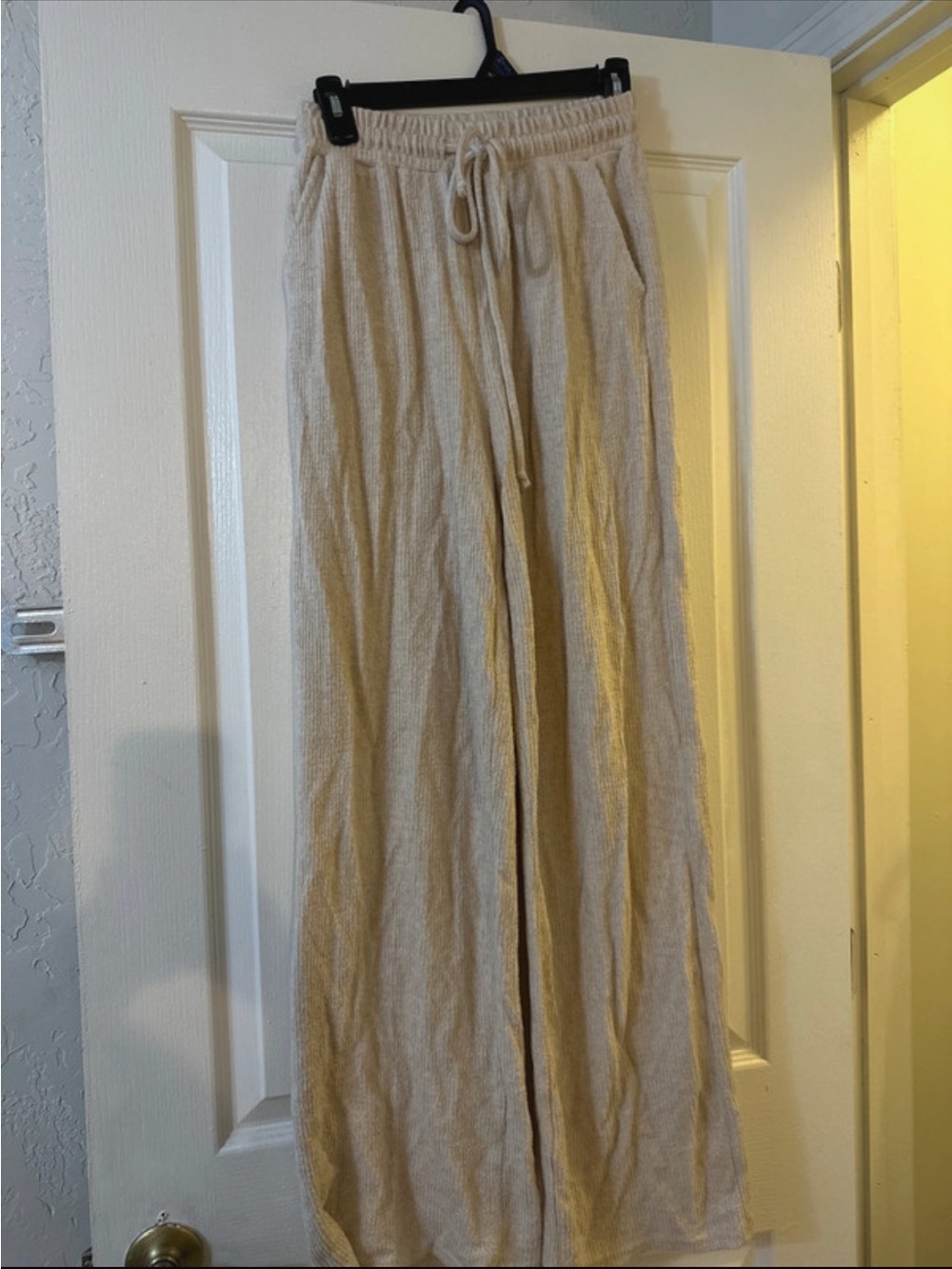 Relaxed Cream Wide-Leg Drawstring Pants